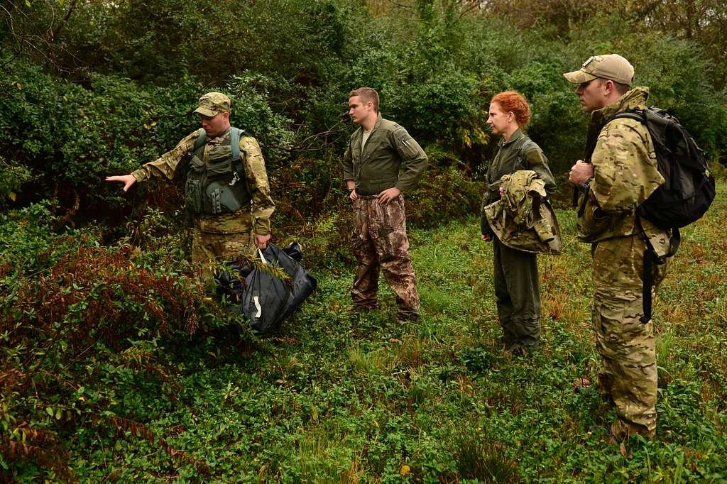 How to Choose the Right Survival Clothing