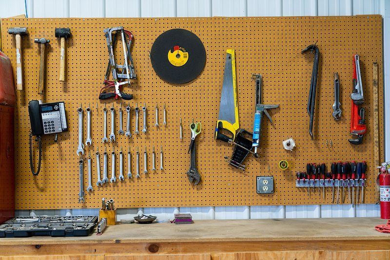 How to Make Your Own Urban Tool Kit