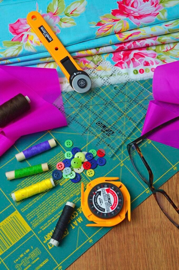 How to Make Your Own DIY Birthing Kit