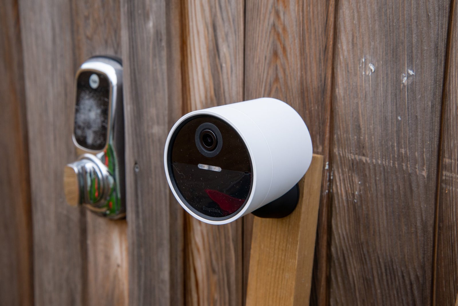 Enhancing Home Security with Outdoor Lighting Features